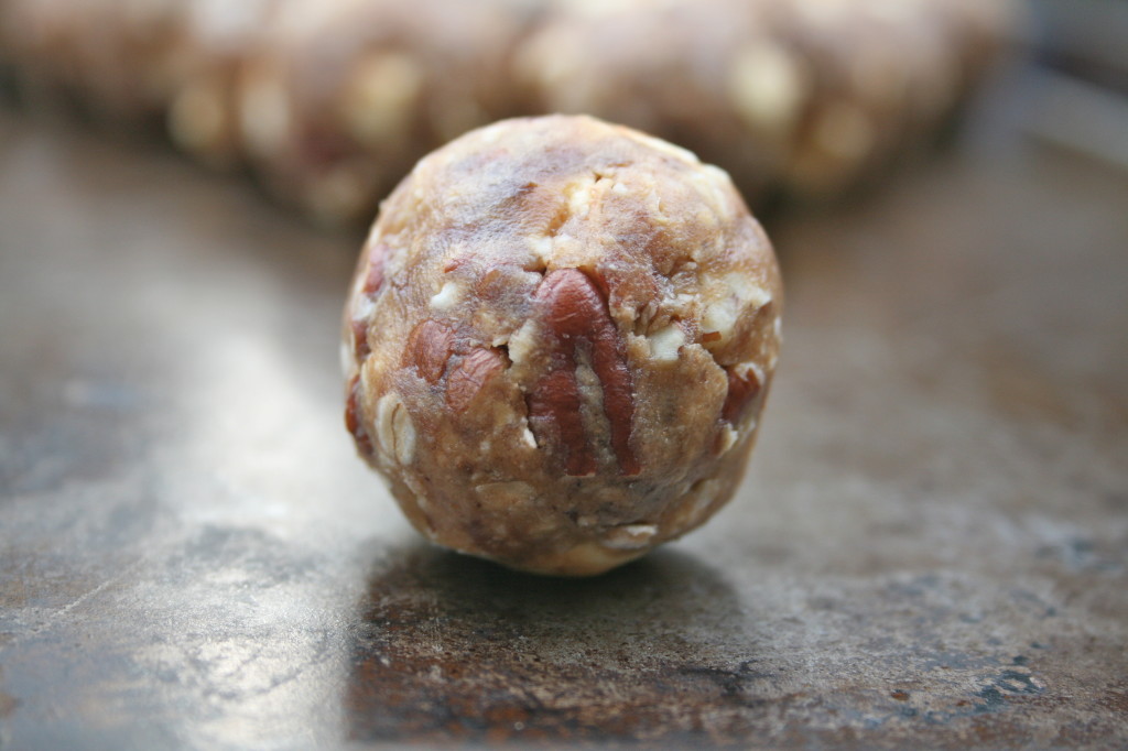 Spiced Apple Energy Balls