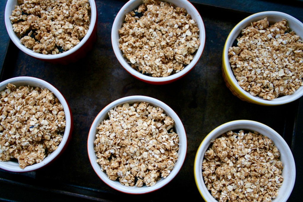 Blueberry Cashew Crisp