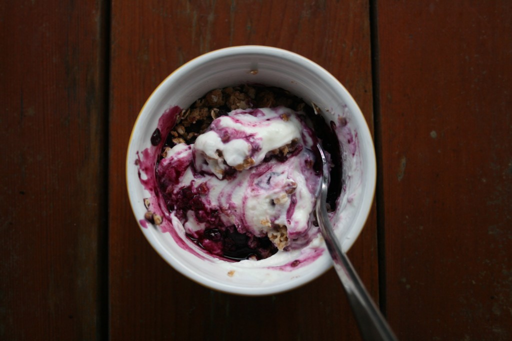 Blueberry Cashew Crisp