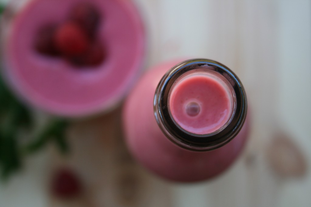 Raspberry Kefir Smoothie