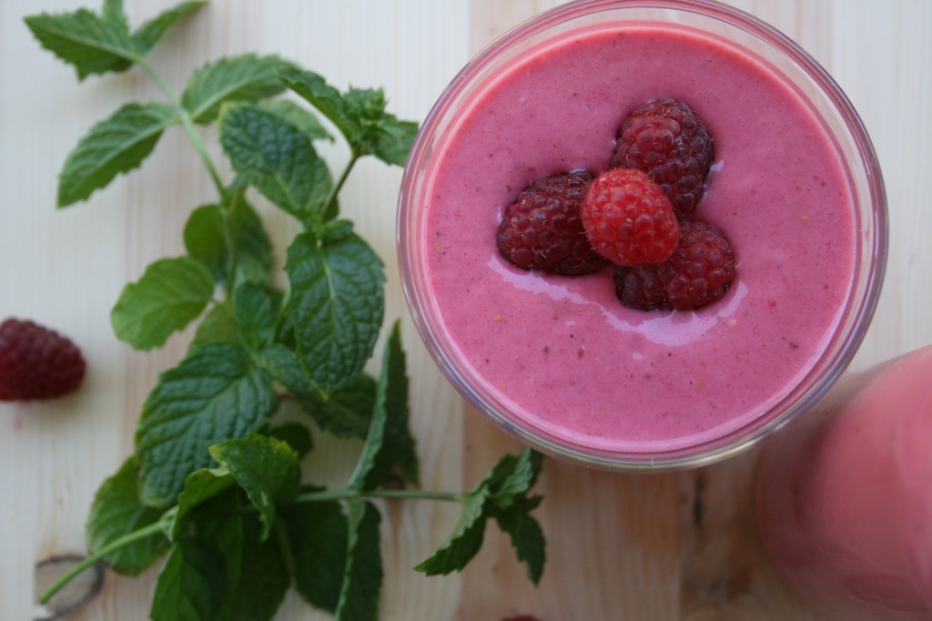 Raspberry Kefir Smoothie