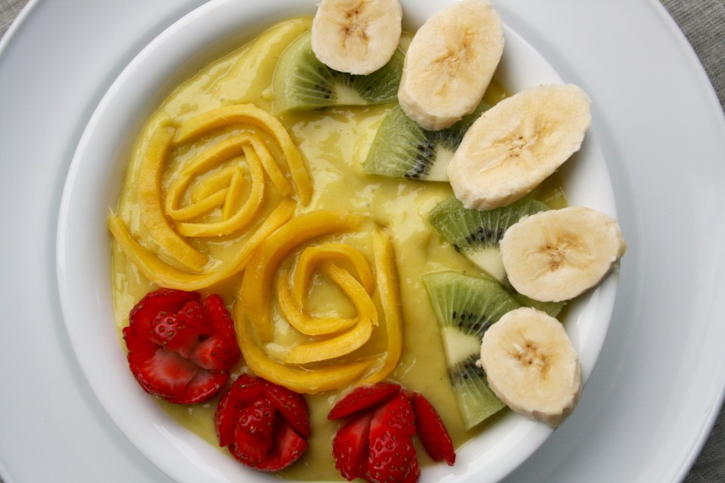 Tropical Smoothie Bowl with Fruit Roses