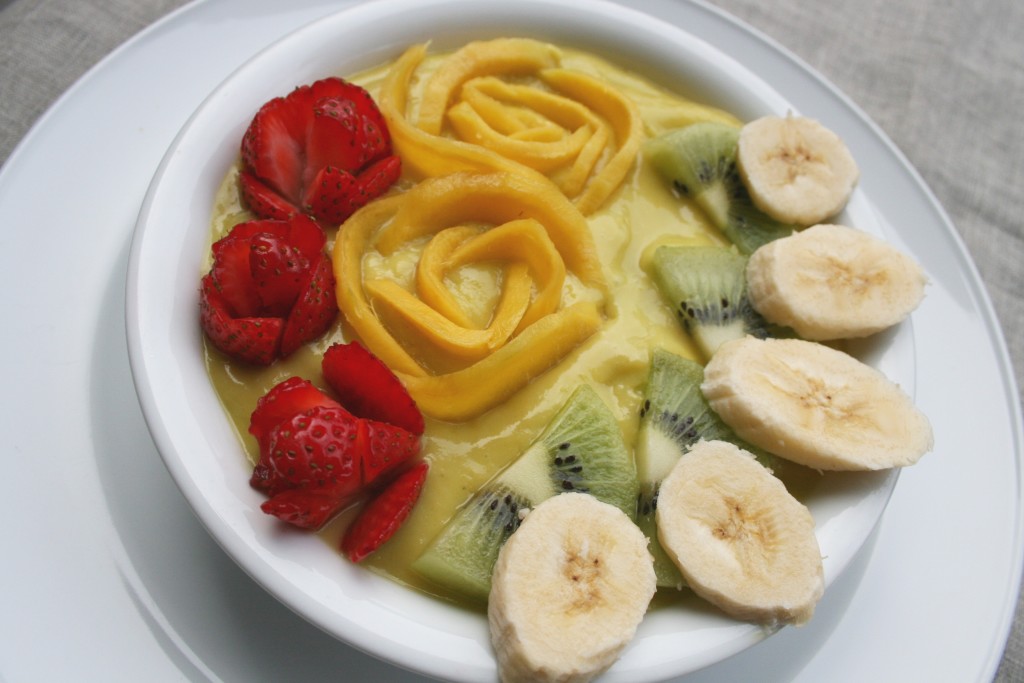 Tropical Smoothie Bowl with Fruit Roses