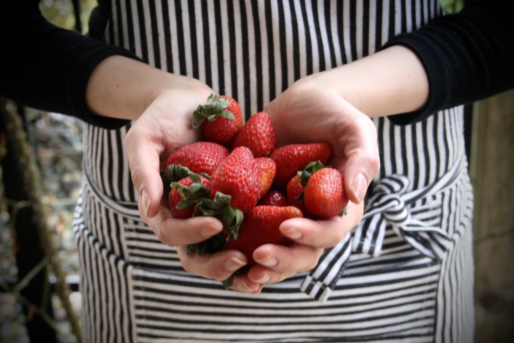 Strawberry Rose Tangerine Smoothie