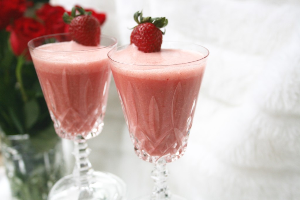 Strawberry Rose Tangerine Smoothie