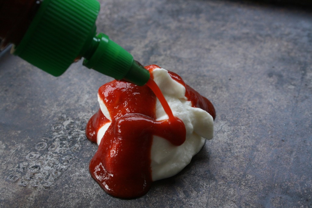Sriracha dressing