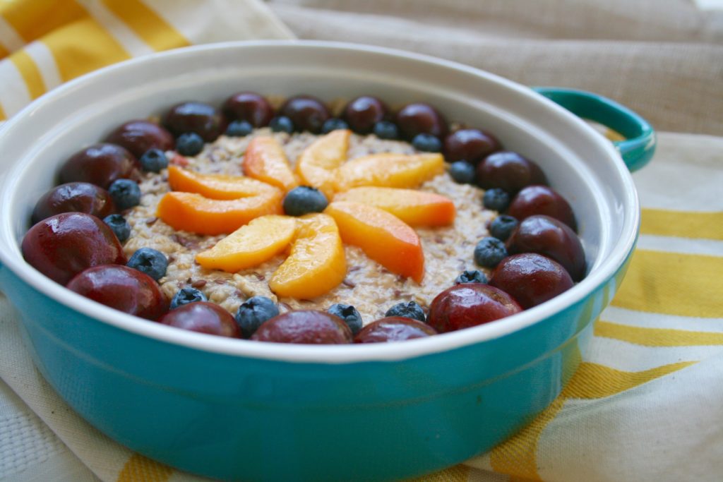 Baked Oatmeal with Fresh Fruit